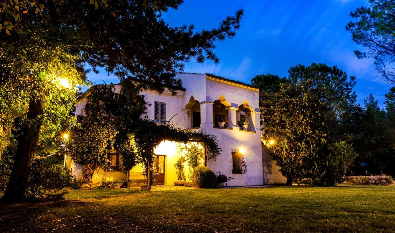 Agriturismo "Borgo Madonna Degli Angeli" - Charming Cottages In The Gardens ! Tocco da Casauria Eksteriør bilde