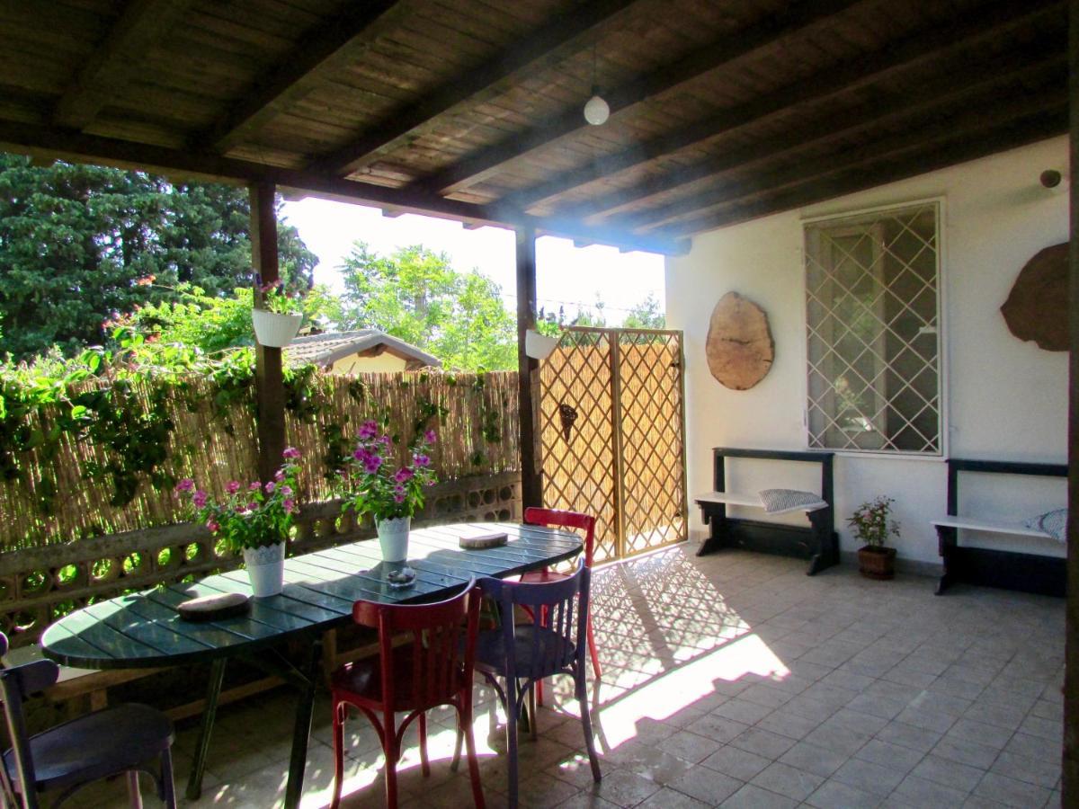 Agriturismo "Borgo Madonna Degli Angeli" - Charming Cottages In The Gardens ! Tocco da Casauria Eksteriør bilde