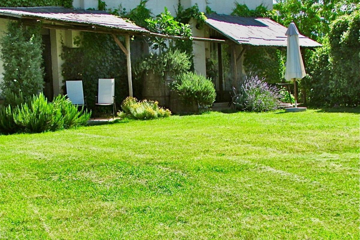 Agriturismo "Borgo Madonna Degli Angeli" - Charming Cottages In The Gardens ! Tocco da Casauria Eksteriør bilde