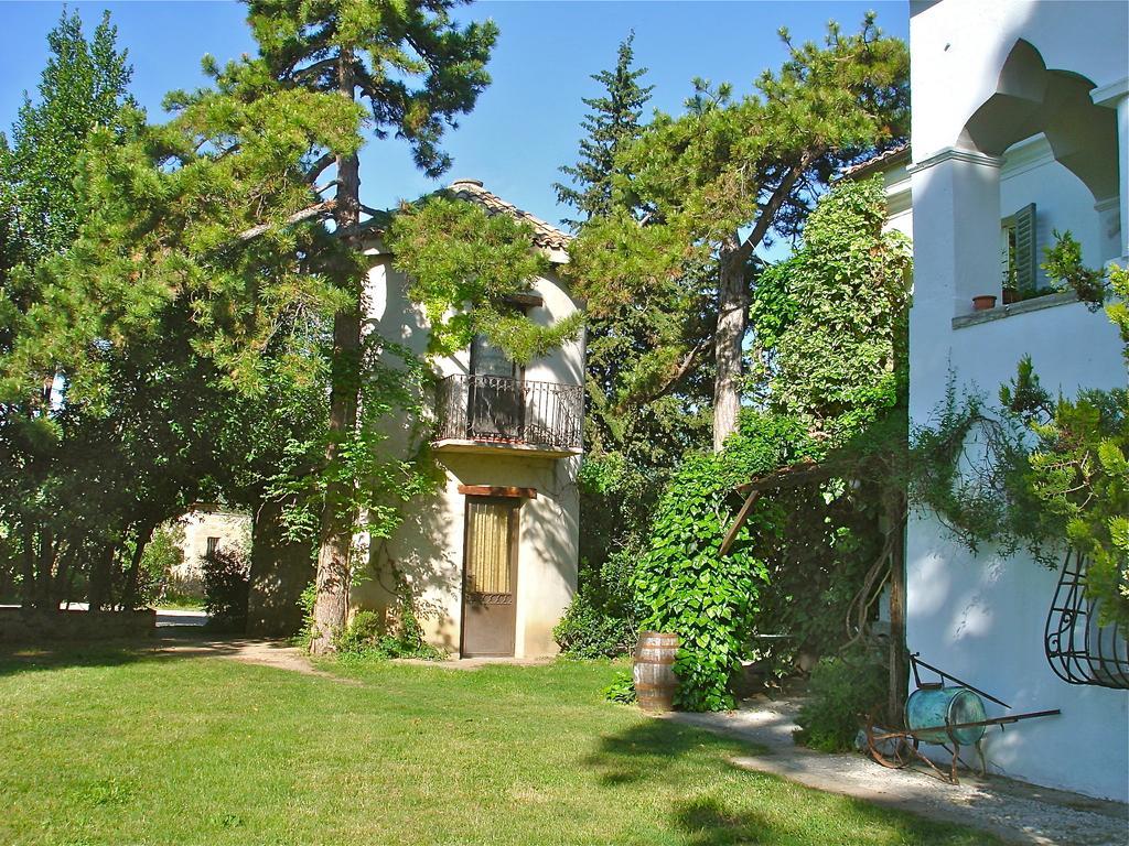 Agriturismo "Borgo Madonna Degli Angeli" - Charming Cottages In The Gardens ! Tocco da Casauria Eksteriør bilde